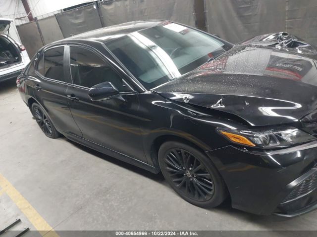 4T1G11AK4NU017588 Toyota Camry Se Nightshade Edition