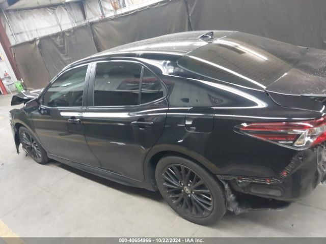 4T1G11AK4NU017588 Toyota Camry Se Nightshade Edition
