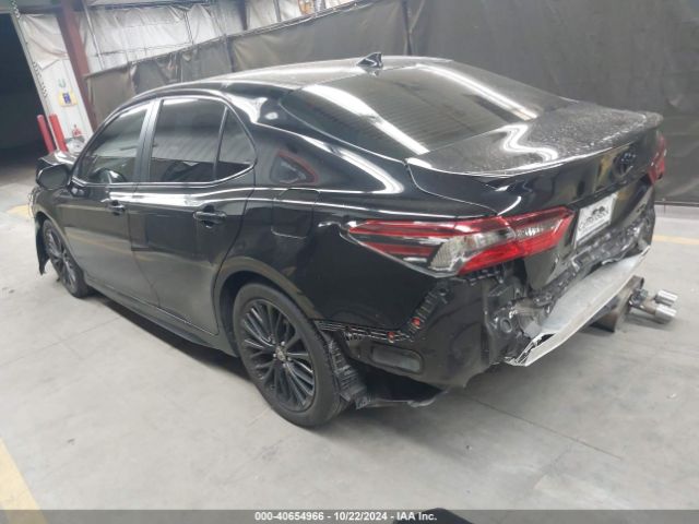 4T1G11AK4NU017588 Toyota Camry Se Nightshade Edition