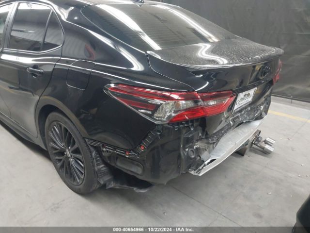 4T1G11AK4NU017588 Toyota Camry Se Nightshade Edition