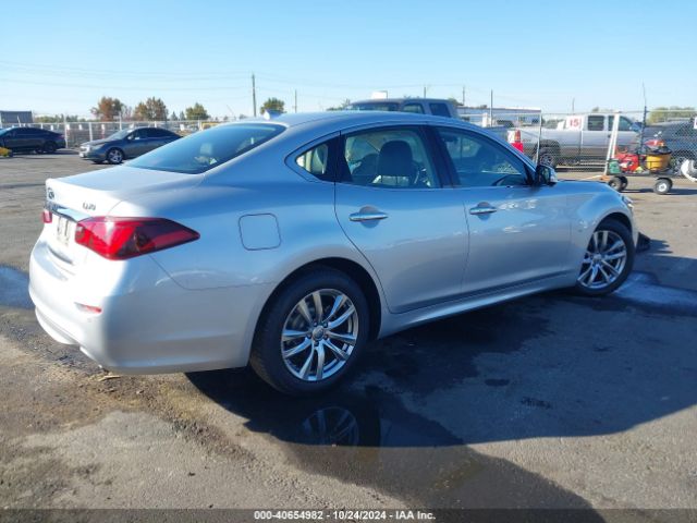JN1BY1AP3HM740894 Infiniti Q70 3.7