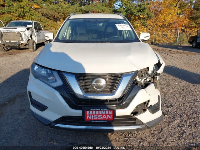 40654990 :رقم المزاد ، KNMAT2MV5JP546198 vin ، 2018 Nissan Rogue Sv مزاد بيع