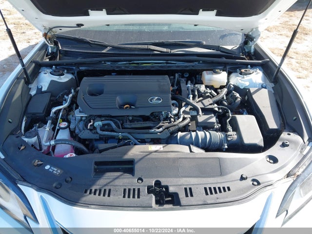 58ADA1C13PU034921 Lexus ES 300H