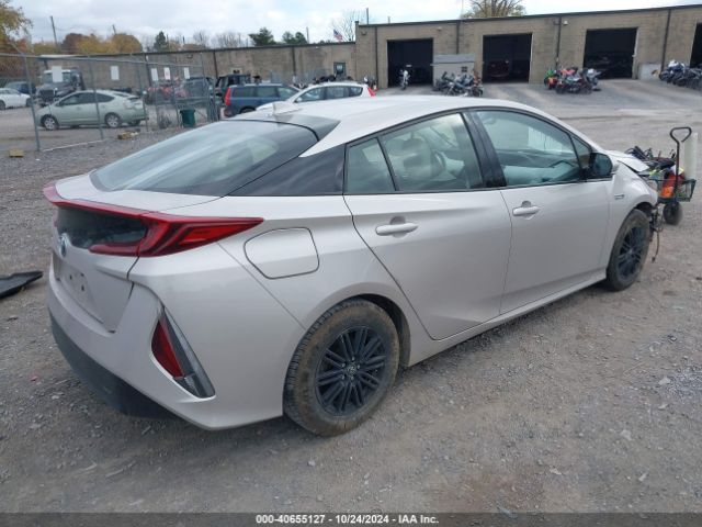 JTDKARFP7H3040133 Toyota Prius Prime Premium
