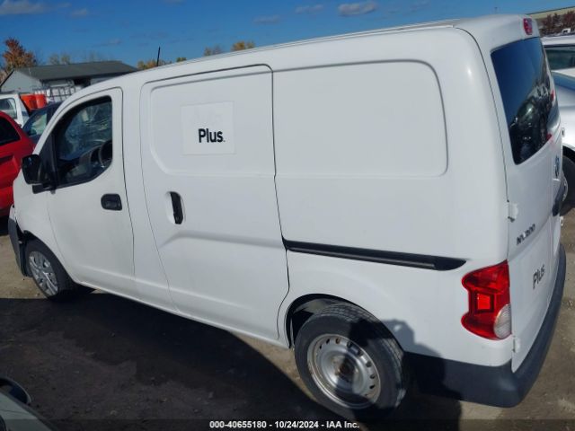 3N6CM0KN9HK717895 Nissan Nv200 S