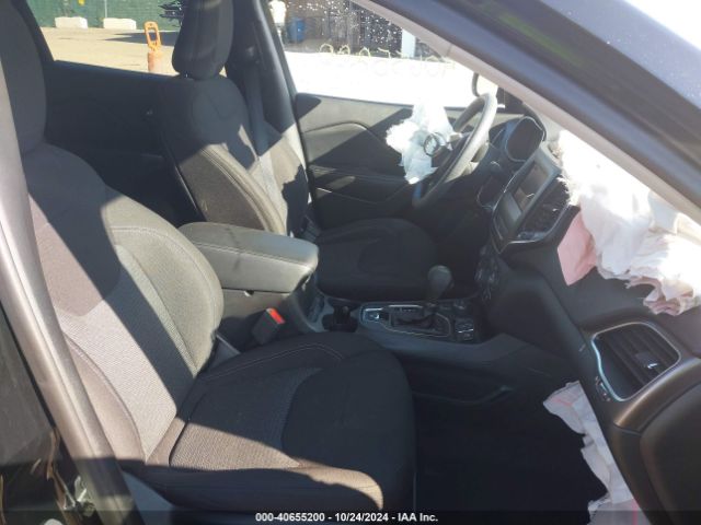 1C4PJMCB2KD350029 Jeep Cherokee Latitude 4x4