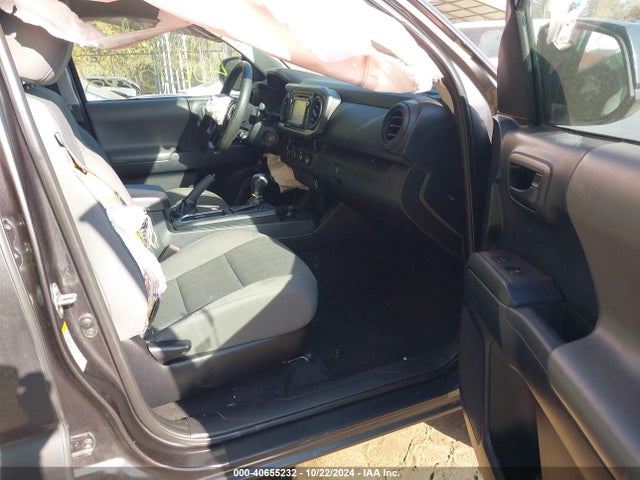 3TMCZ5AN3JM148300 Toyota Tacoma Sr V6