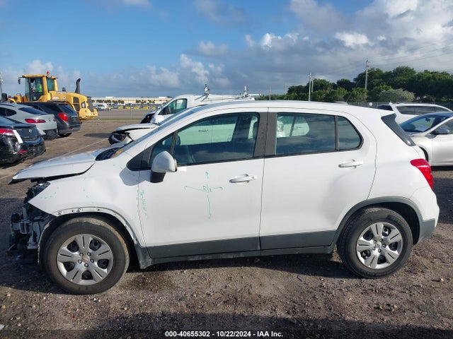 Chevrolet TRAX LS 2017 3GNCJKSB0HL232026 Image 14