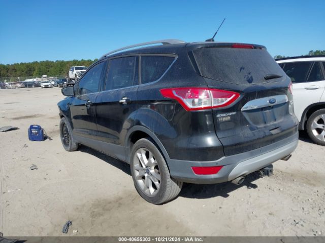 1FMCU0J95FUC42620 Ford Escape Titanium