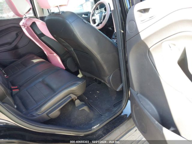 1FMCU0J95FUC42620 Ford Escape Titanium