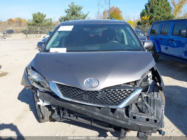 Toyota SIENNA SE 2016 5TDXK3DC4GS749454 Image 12