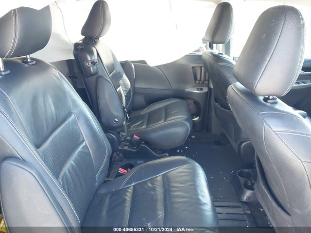 5TDXK3DC4GS749454 Toyota SIENNA SE