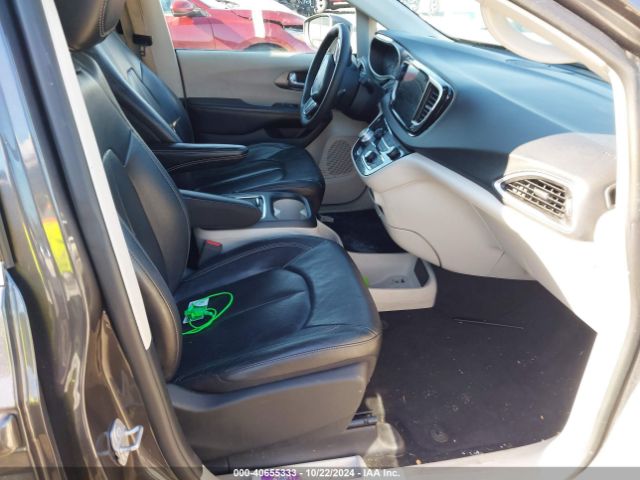2C4RC1BG2NR142927 Chrysler Pacifica Touring L