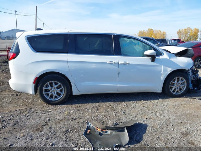 Chrysler Voyager Lx 2022 2C4RC1CG1NR208916 Image 13