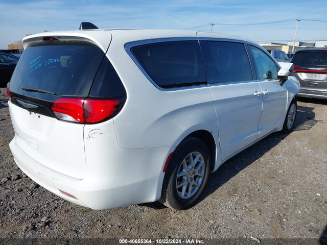 2C4RC1CG1NR208916 Chrysler Voyager Lx