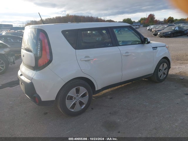 KIA Soul 2016 KNDJN2A2XG7352568 Image 4
