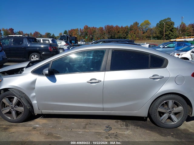 KIA FORTE LX 2018 3KPFL4A71JE226206 Image 13