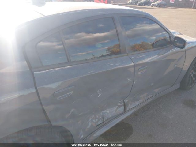 2C3CDXHG2KH558673 Dodge Charger Gt Rwd