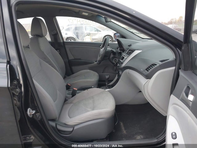 KMHCT4AE5GU043267 Hyundai ACCENT SE