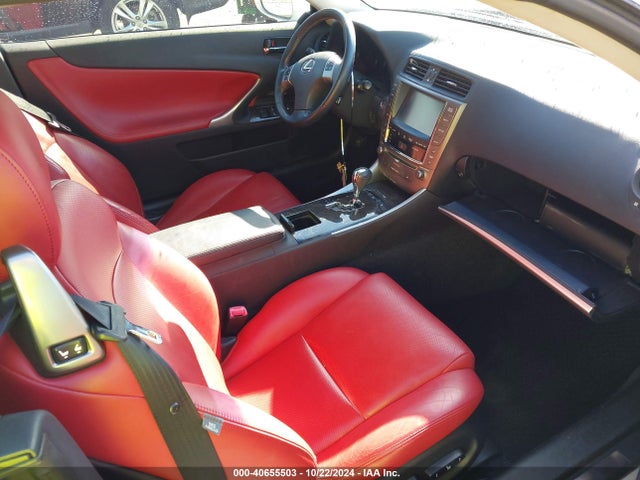 JTHFE2C20F2511093 Lexus IS 350C