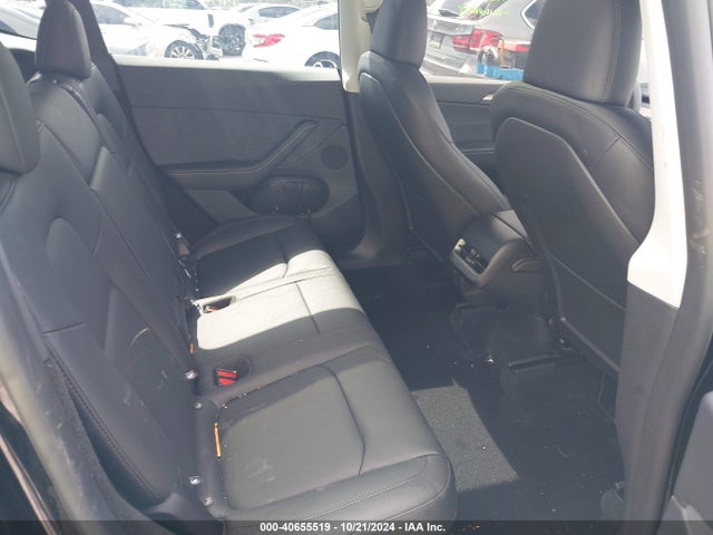 2024 TESLA MODEL Y 7SAYGDEEXRA308320 Photo 7