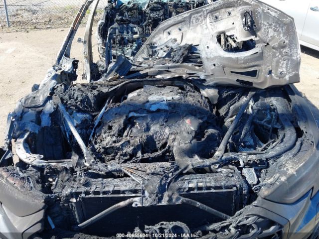 2022 AUDI S8 WAULSAF83NN000351 Photo 9