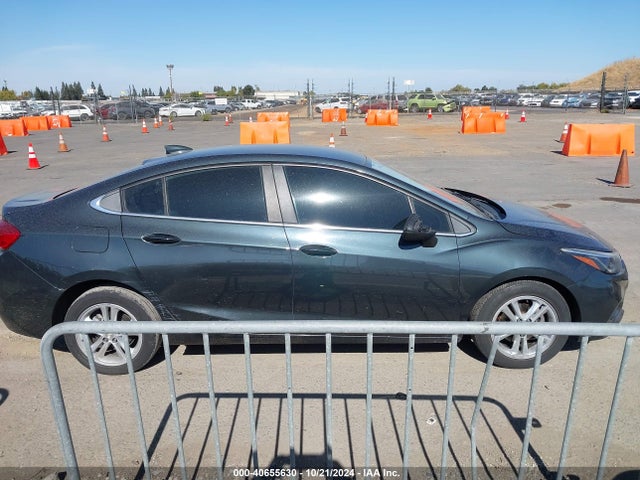 Chevrolet Cruze Lt Auto 2018 1G1BE5SM5J7112401 Image 13