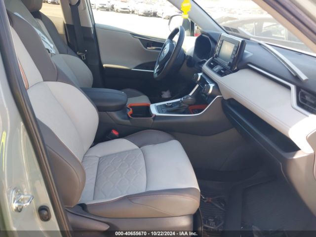 2T3J1RFV8NW249304 Toyota Rav4 Adventure