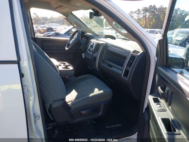 1C6RR7KG1JS254815 RAM 1500 Tradesman  4x4 5'7 Box
