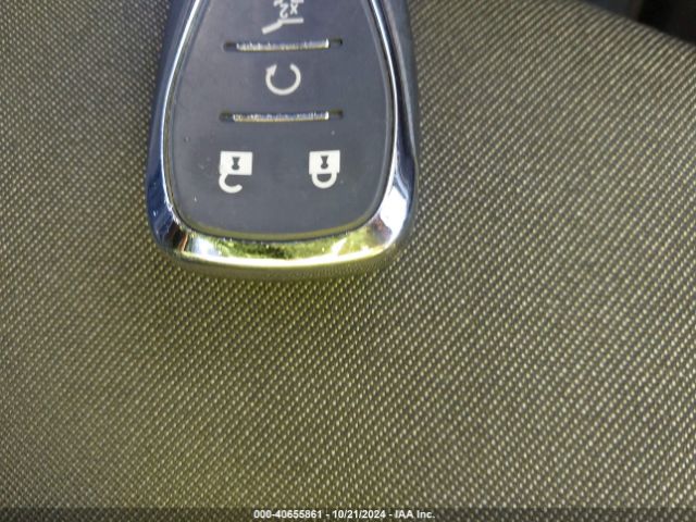 3GNAXKEV3KS507588 Chevrolet EQUINOX LT
