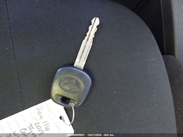 5YFBURHE1KP887621 Toyota COROLLA L