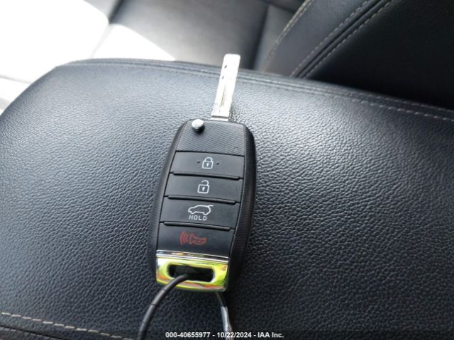 KNDP6CACXL7828009 KIA SPORTAGE S