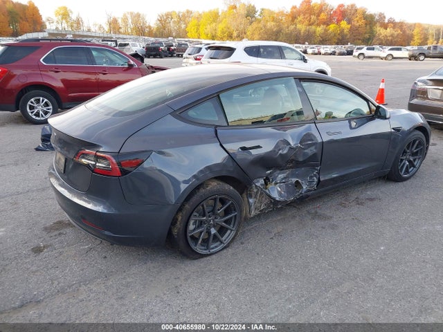 2023 TESLA MODEL 3 5YJ3E1EA9PF700794 Photo 3