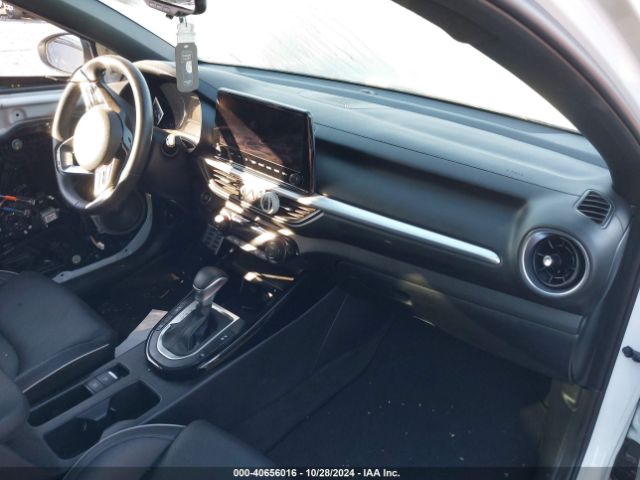 2022 KIA FORTE 3KPF54AD2NE500938 Photo 4