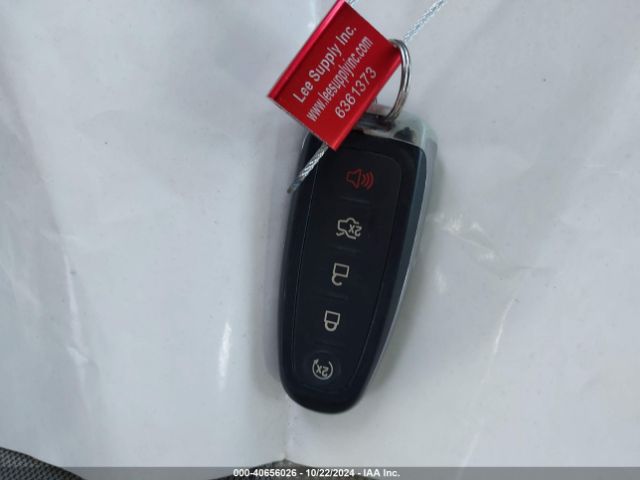 1FAHP2H83FG164093 Ford TAURUS SEL