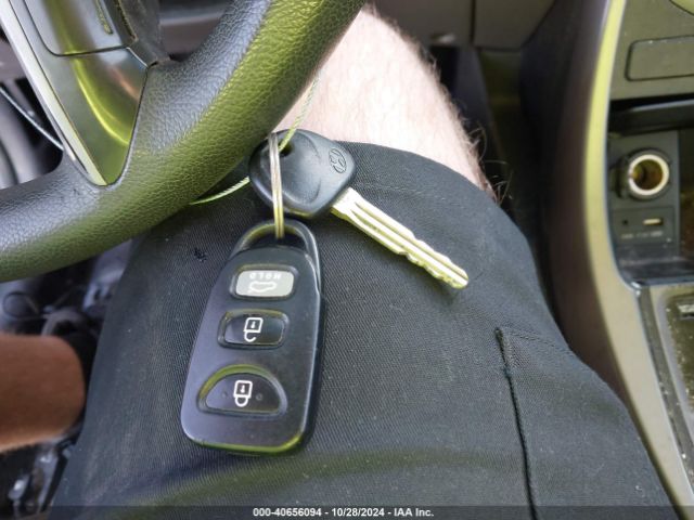 5NPDH4AE3GH781038 Hyundai ELANTRA SE