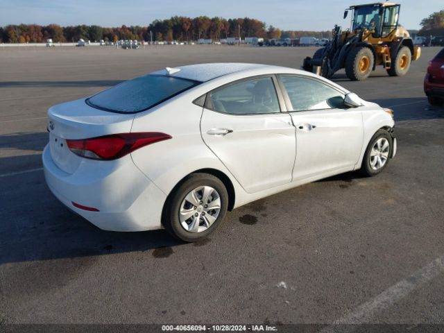5NPDH4AE3GH781038 Hyundai ELANTRA SE