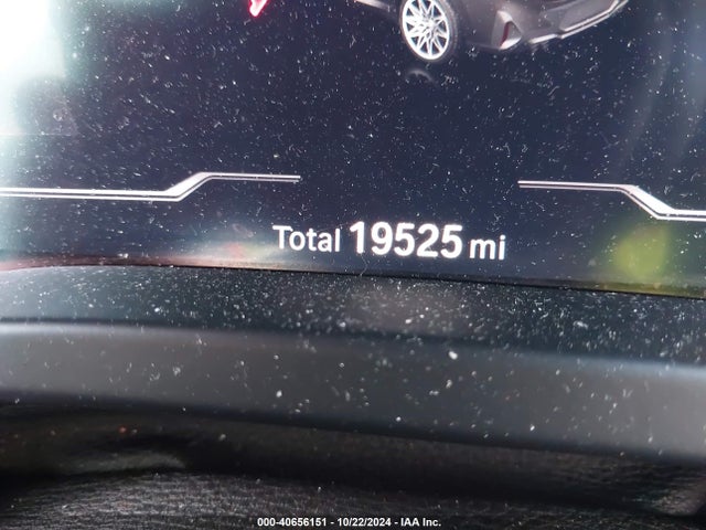 5YM23EC02N9L63144 BMW X4 M