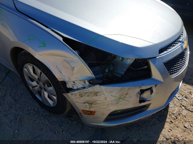 1G1PA5SH9E7191484 Chevrolet Cruze Ls Auto