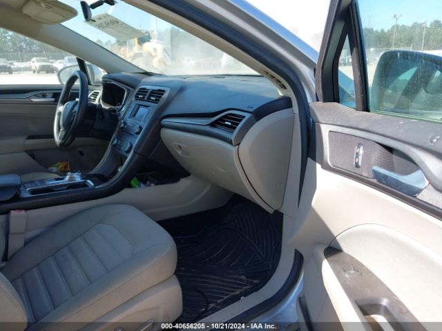 3FA6P0LU7JR152627 Ford Fusion Hybrid Se