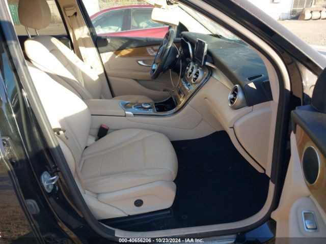 WDC0G4JB9JV019275 Mercedes-Benz GLC 300