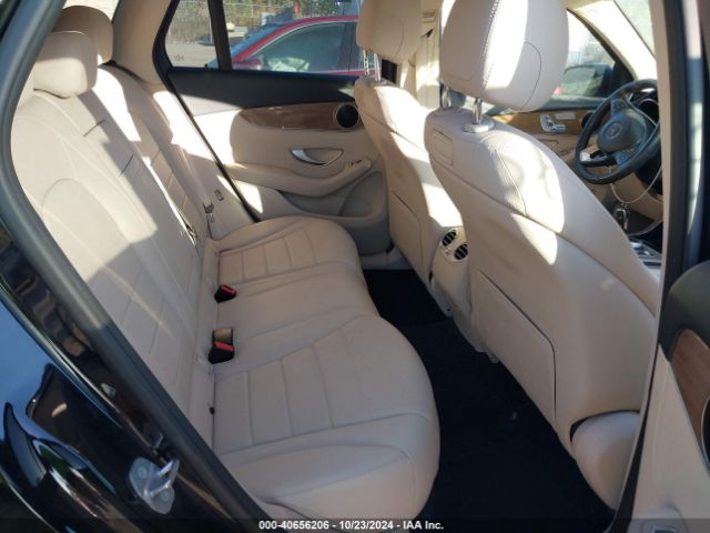 WDC0G4JB9JV019275 Mercedes-Benz GLC 300