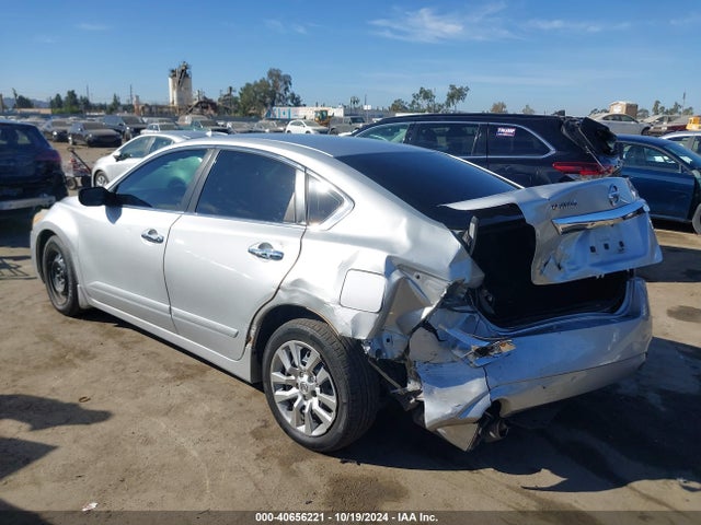 Nissan Altima 2.5 S 2015 1N4AL3AP2FC576758 Image 3