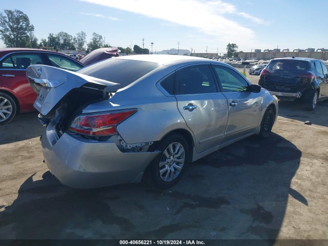 Nissan Altima 2.5 S 2015 1N4AL3AP2FC576758 Image 4
