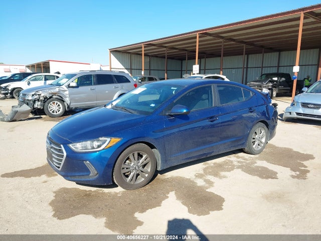 Hyundai ELANTRA SE 2017 5NPD84LF9HH057278 Image 2