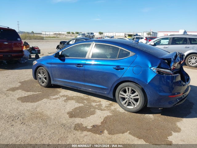 Hyundai ELANTRA SE 2017 5NPD84LF9HH057278 Image 3