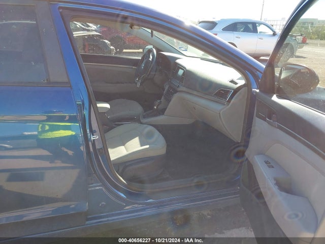 Hyundai ELANTRA SE 2017 5NPD84LF9HH057278 Image 5