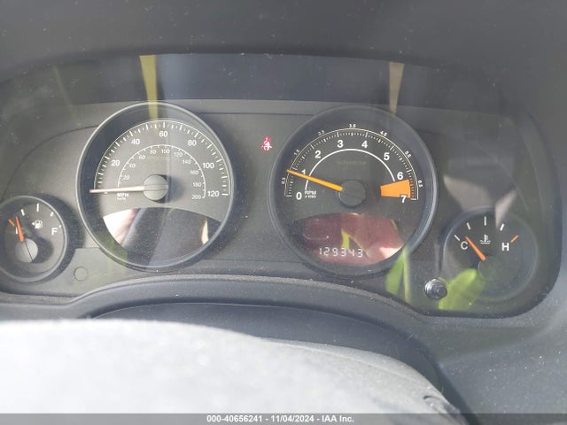 1C4NJDBB5ED625177 Jeep Compass Sport