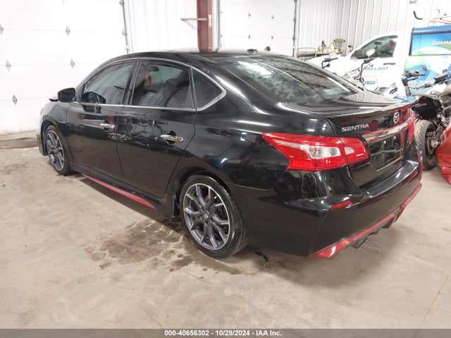Nissan Sentra Nismo 2017 3N1CB7AP1HY355582 Image 3