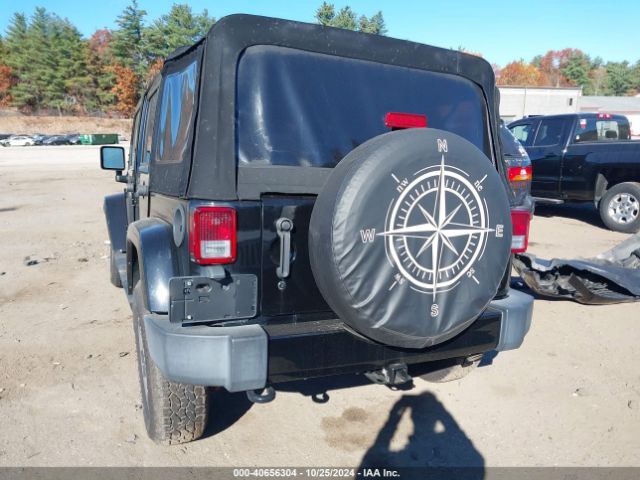 1C4BJWEG2HL715886 Jeep Wrangler Unlimited Sahara 4x4